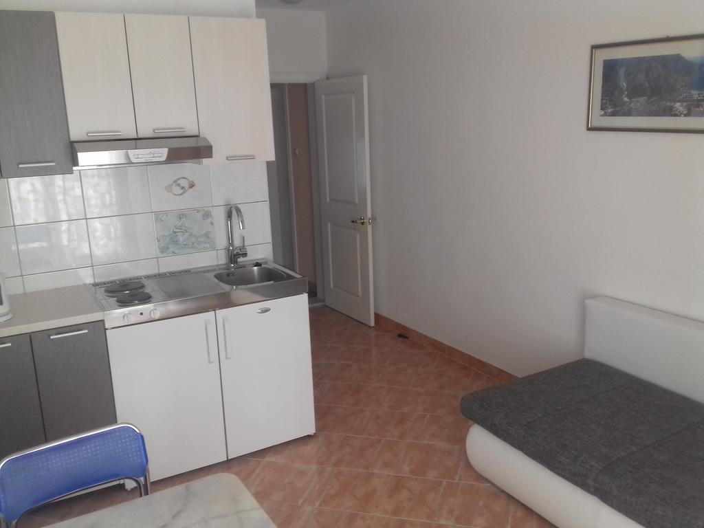 Apartments Erceg 오미스 외부 사진